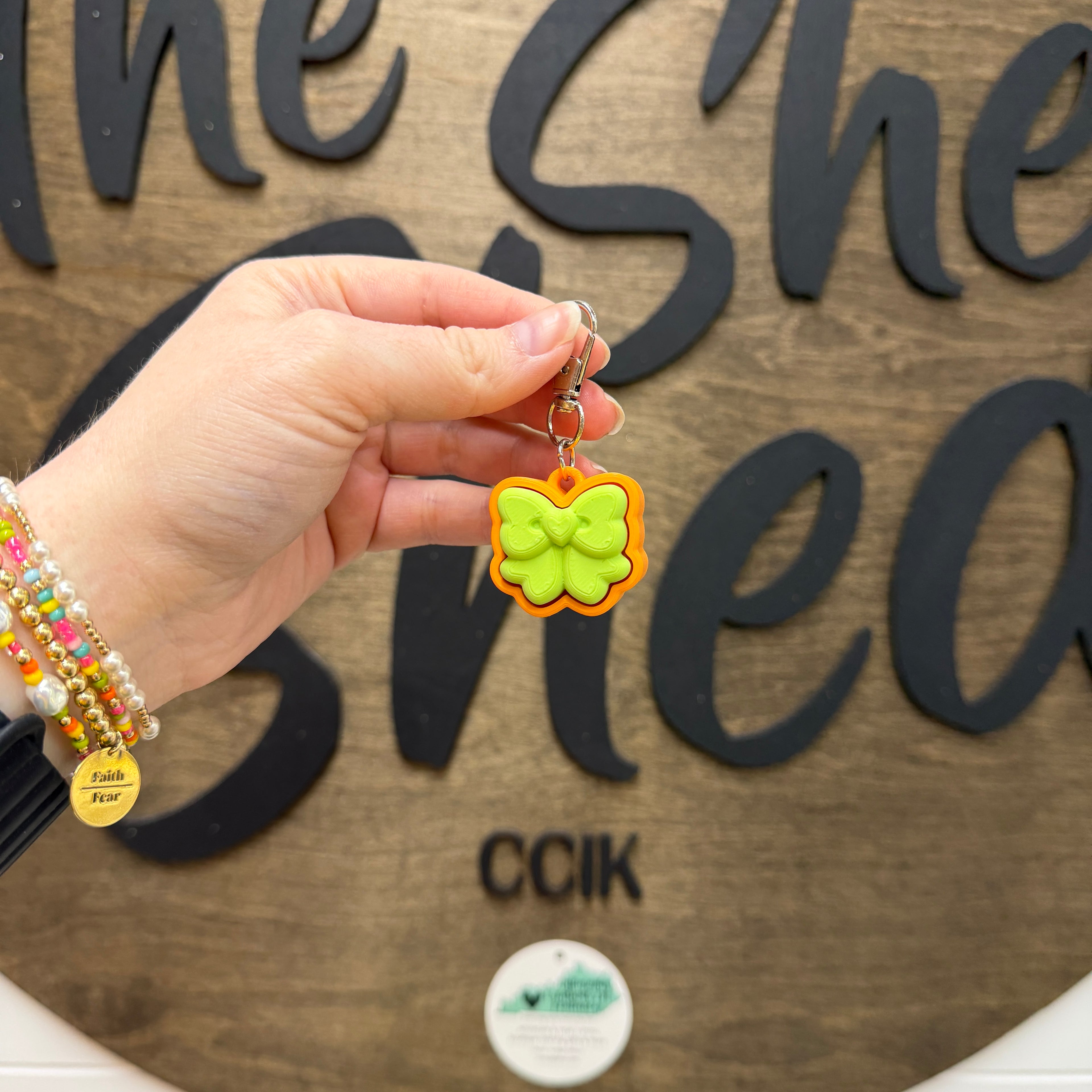 Apple Green/Mandarin Orange Bow Fidget Clicker Keychain