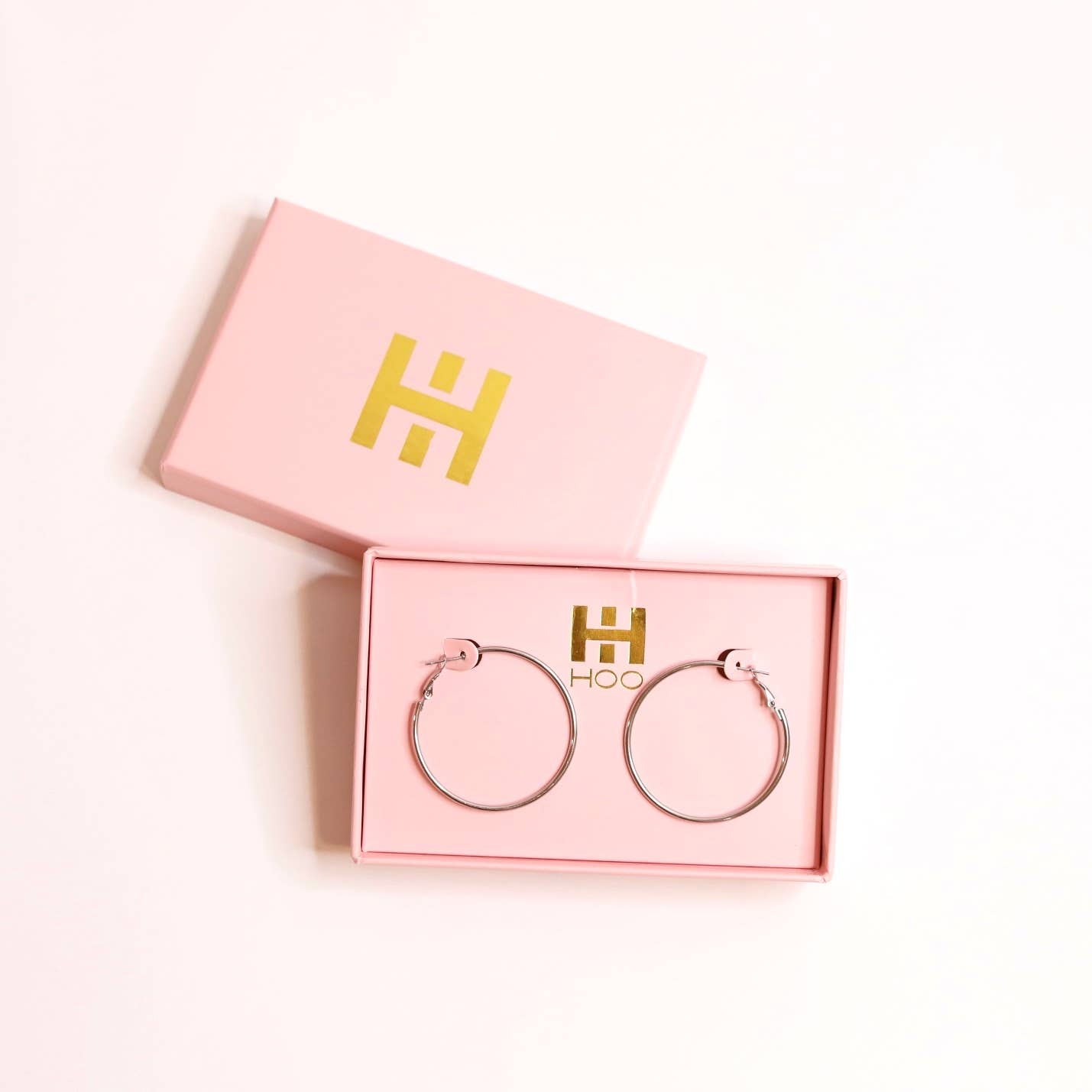The Holly Hoop - 1.5" : Yellow Gold