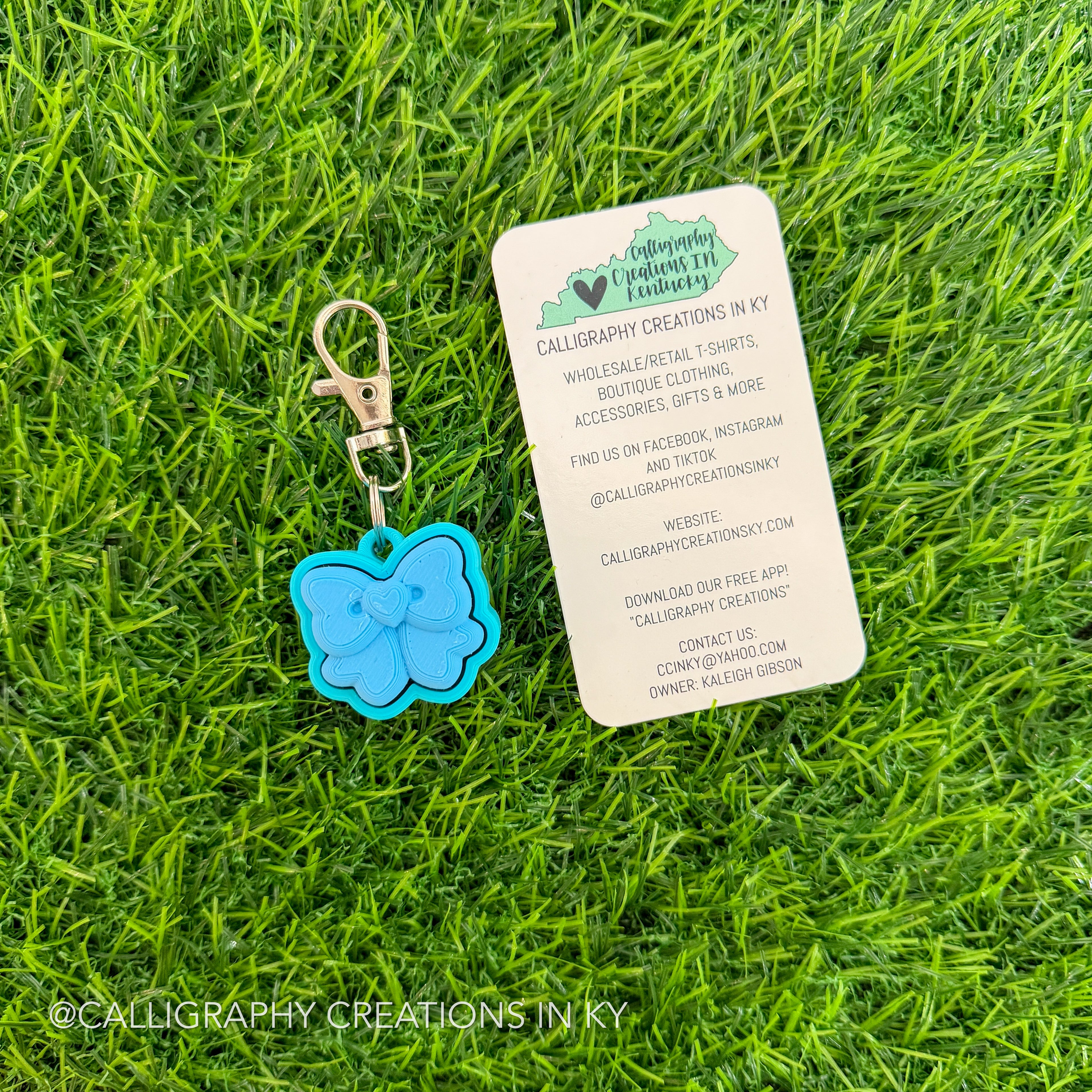 Sky/Turquoise Bow Fidget Clicker Keychain