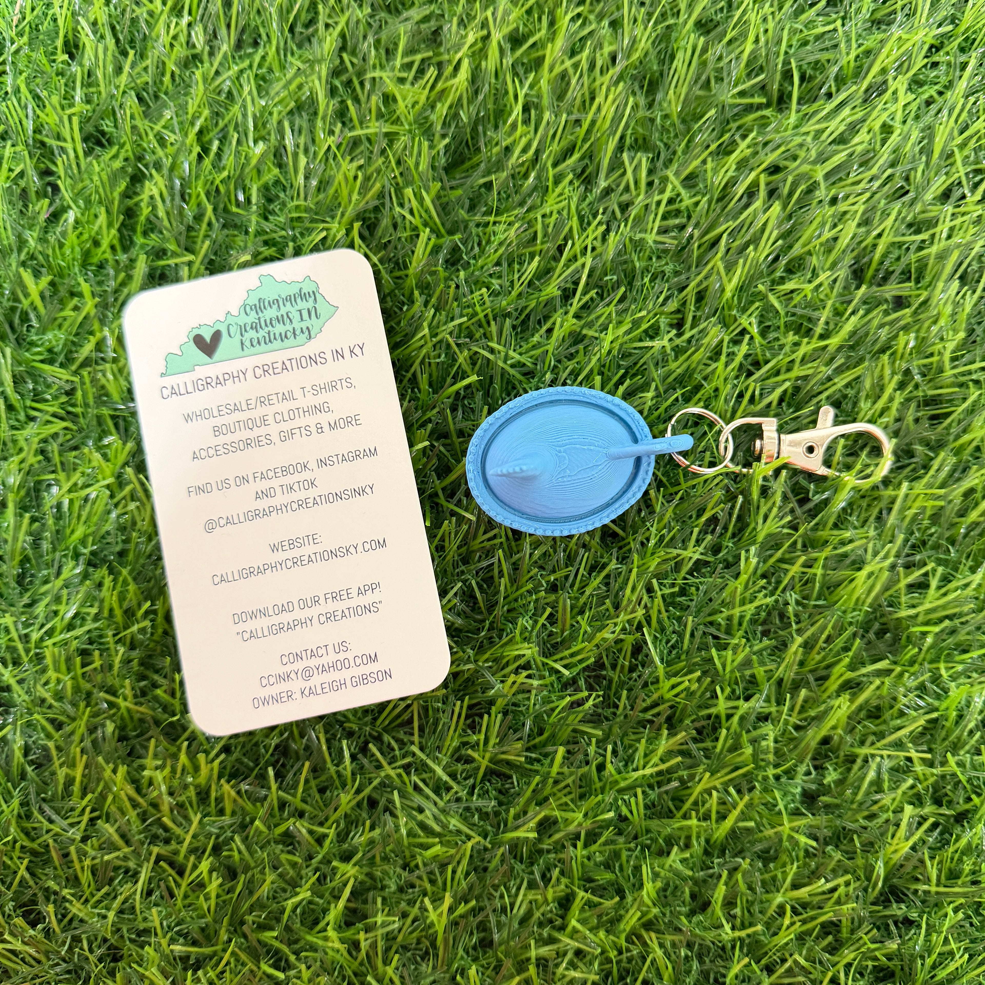 Teal/Blue Gradient | Hen Keychain