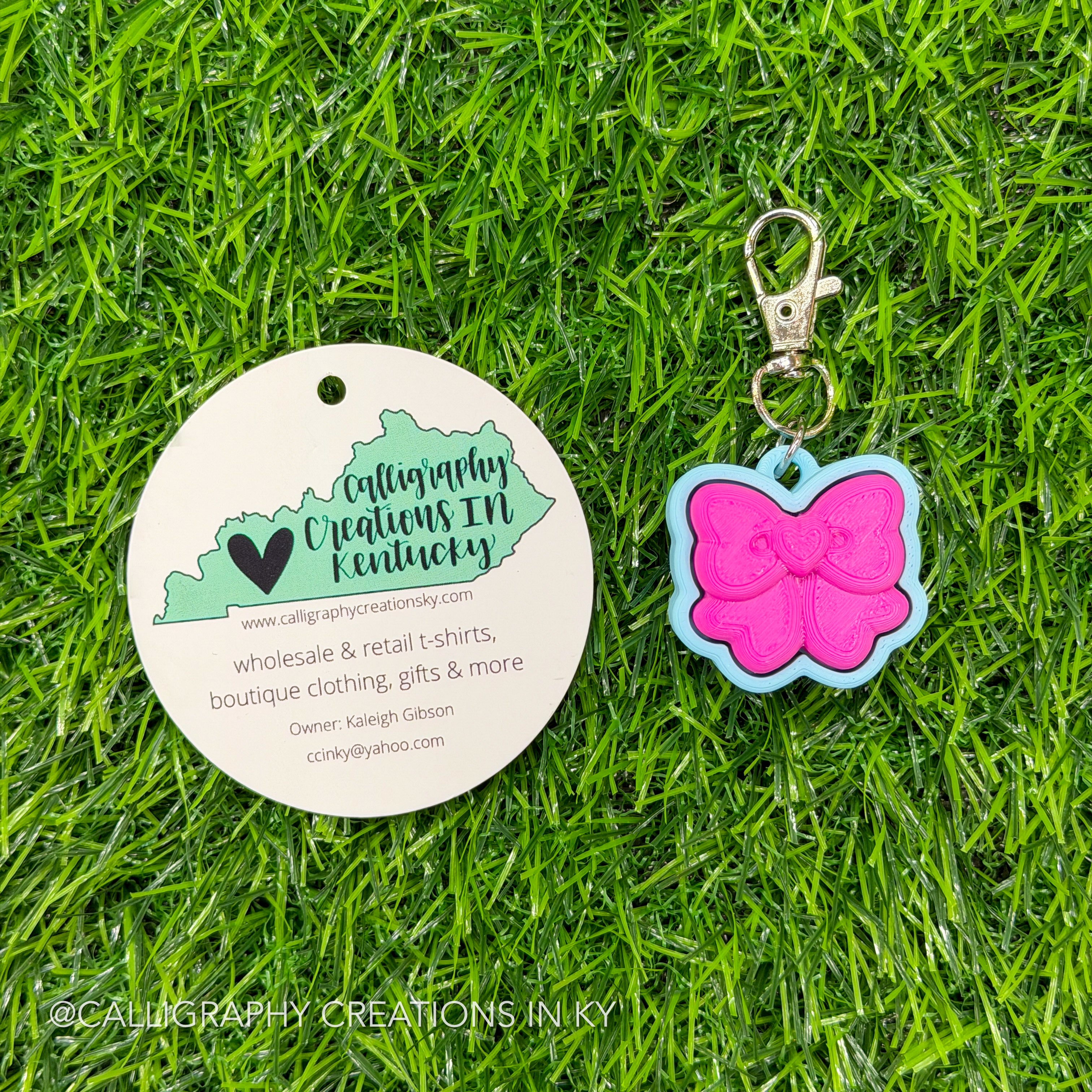 Magenta/Light Blue Bow Fidget Clicker Keychain