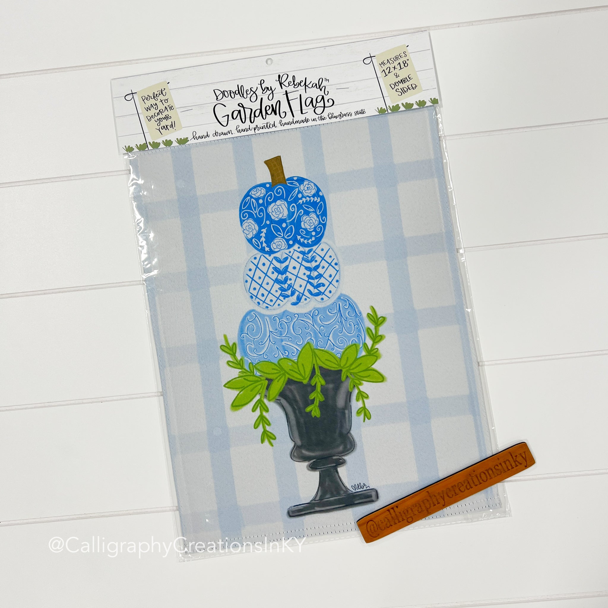 Blue Pumpkins Topiary Doodles Garden Flag