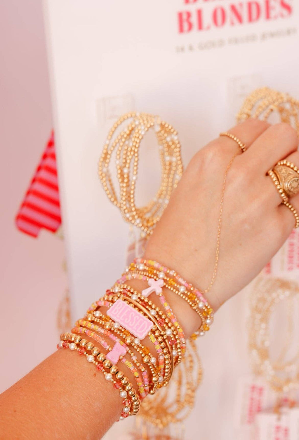 Bunny Bracelet on Color: Standard 6.75 Inch| Beaded Blondes
