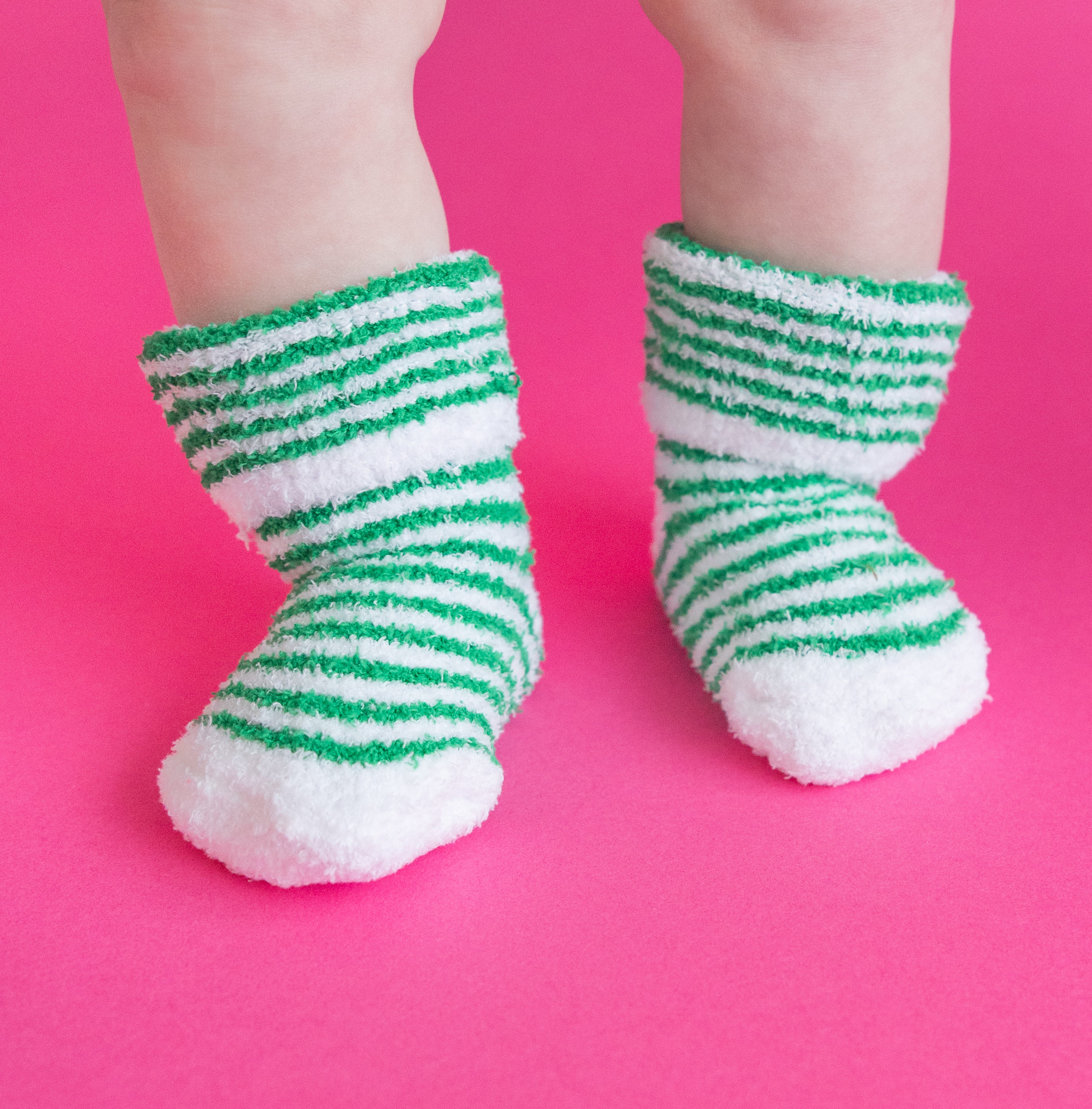 Mouse Creek Infant Snug 0-12 Mos Green Stripe | World's Softest Socks