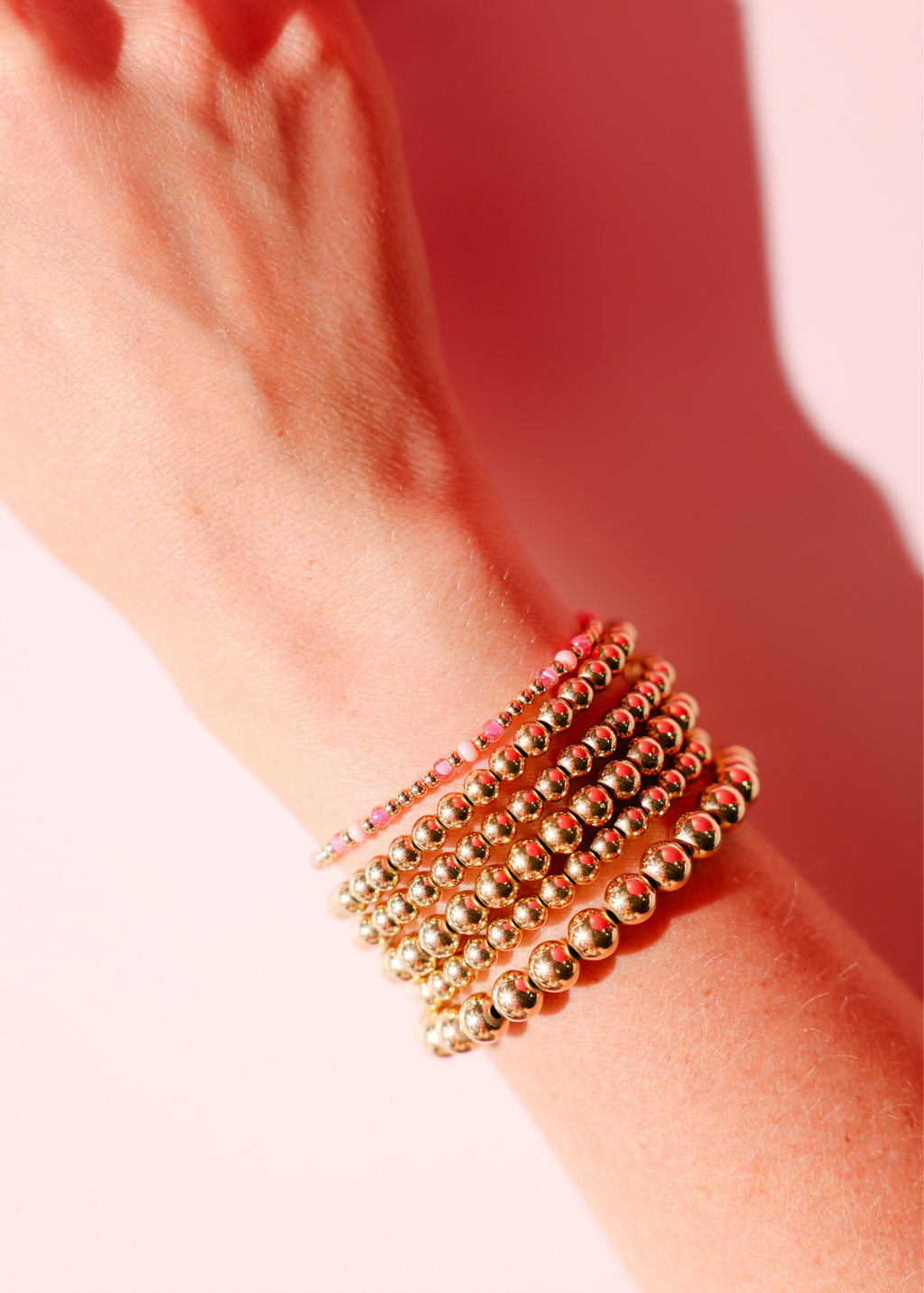 Flamingo Hollis Bracelet in Gold: Standard 6.75 inch | Beaded Blondes