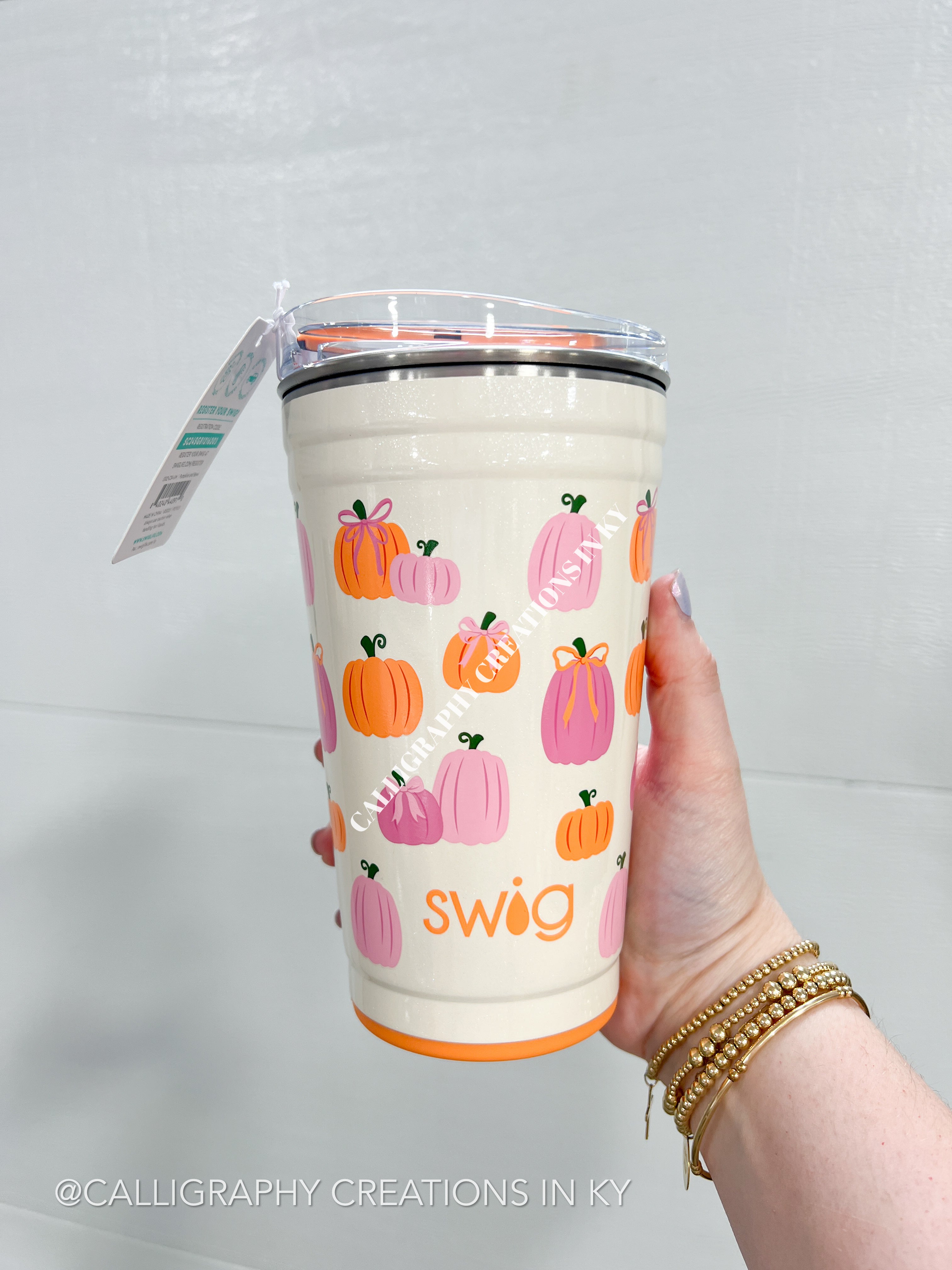 Pumpkins & Bows 24 oz Swig Party Cup