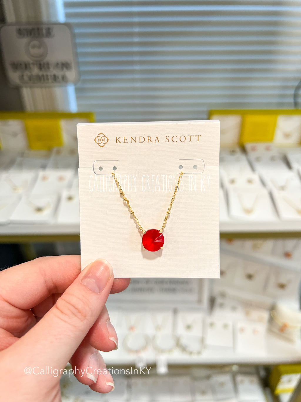 Kendra Scott Jolie Pendant Necklace - Gold Red Illusion