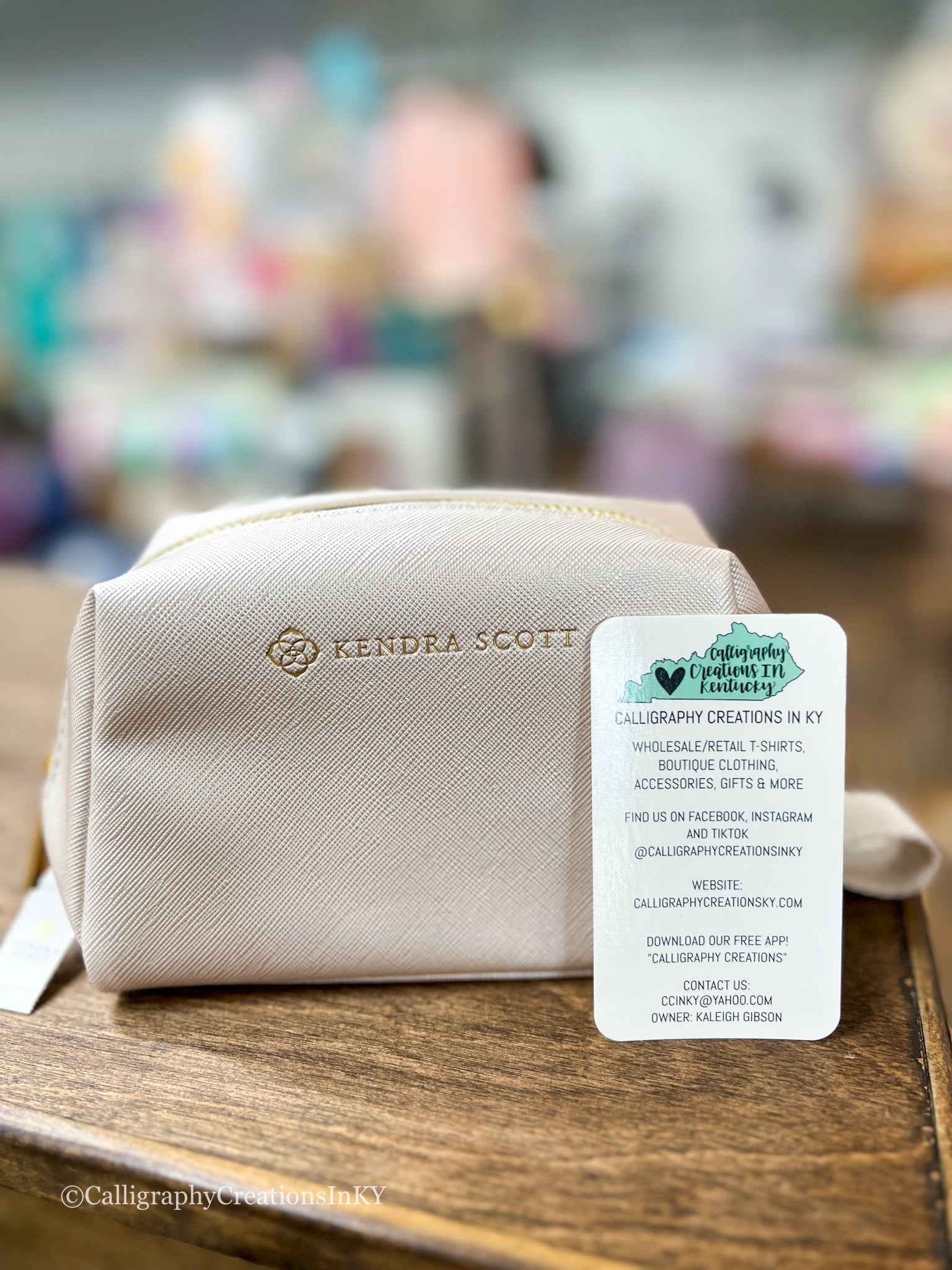 Kendra Scott Small Cosmetic Zip Case • Multiple Colors
