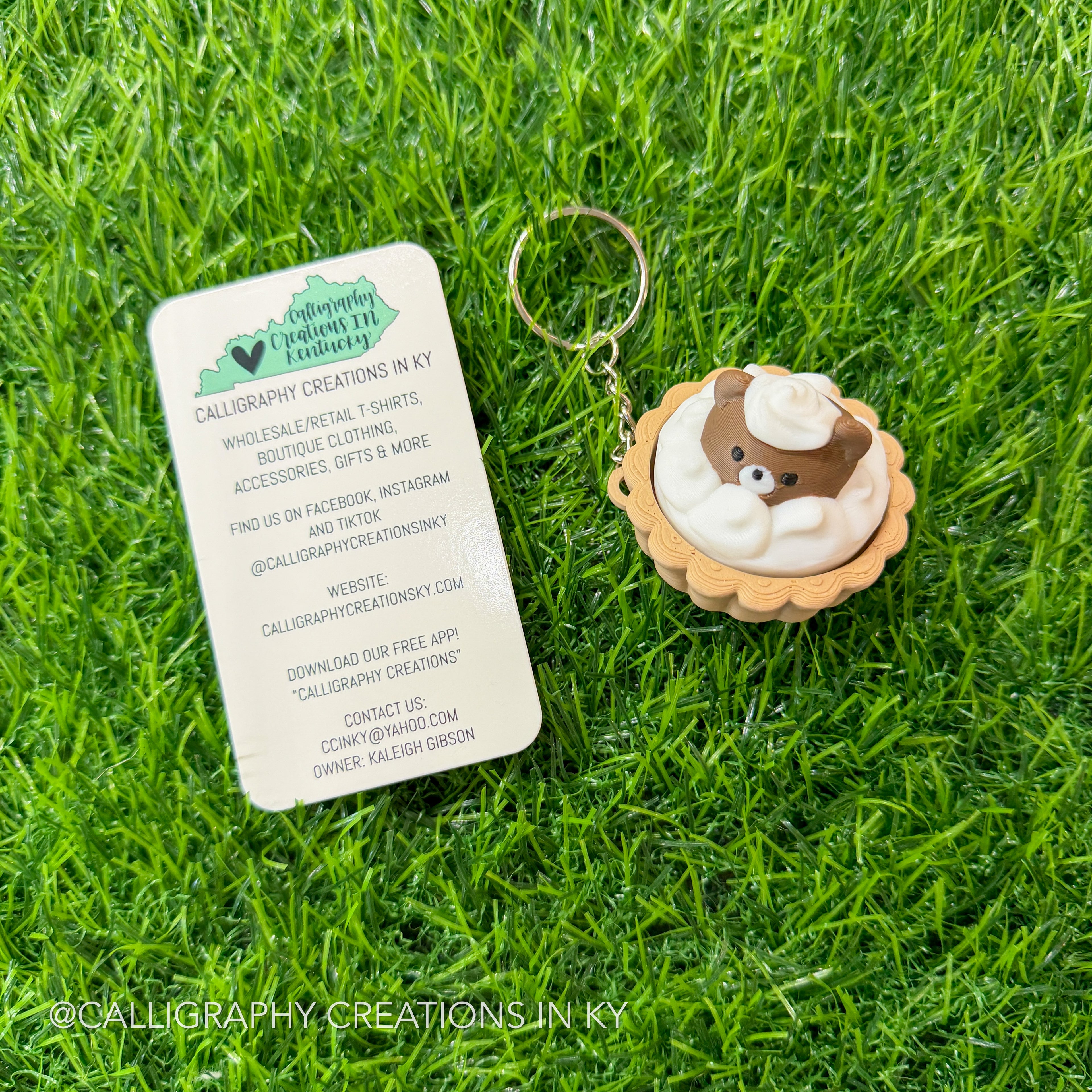 Bear Tart Fidget Clicker Keychain