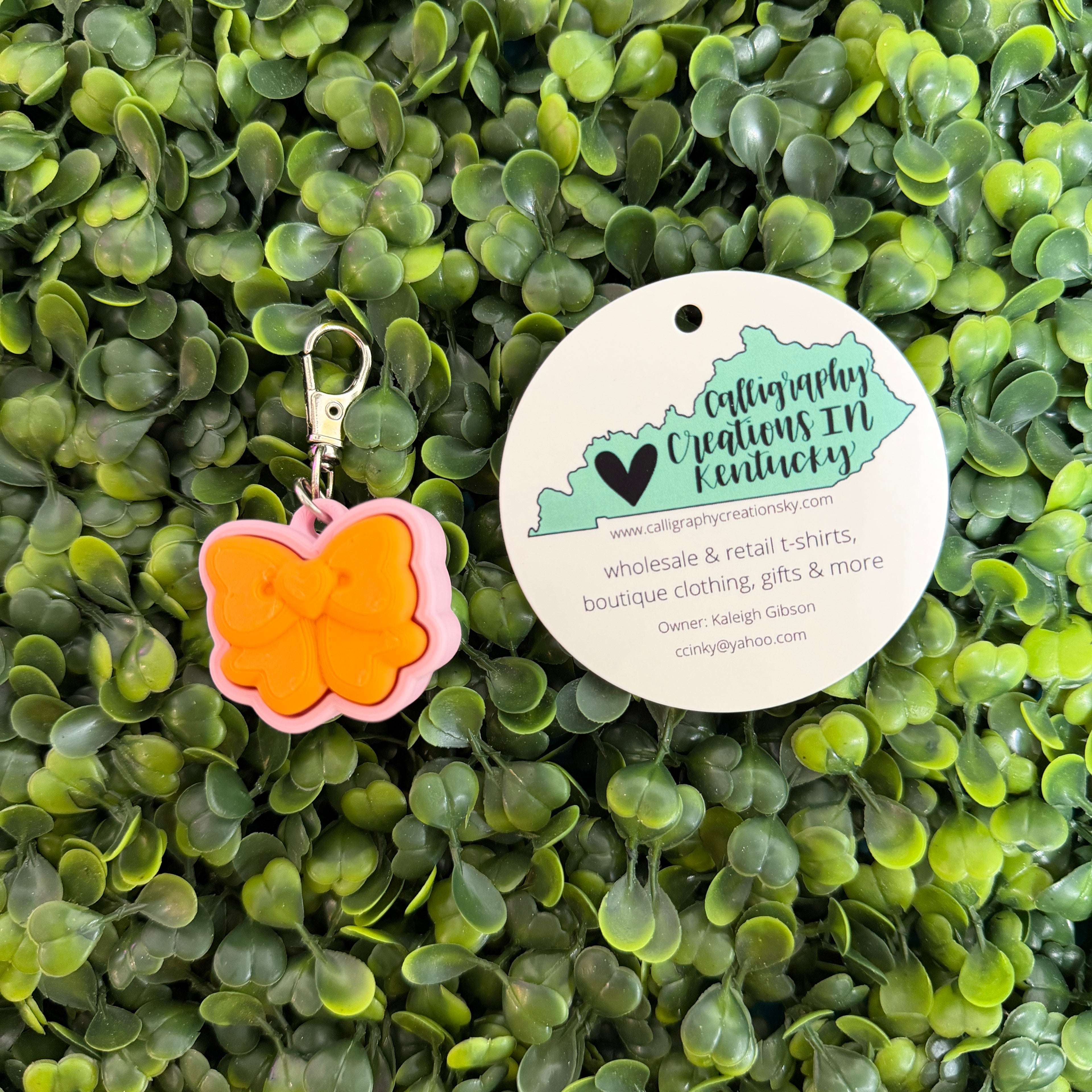 Mandarin Orange/Light Pink Fidget Clicker Keychain