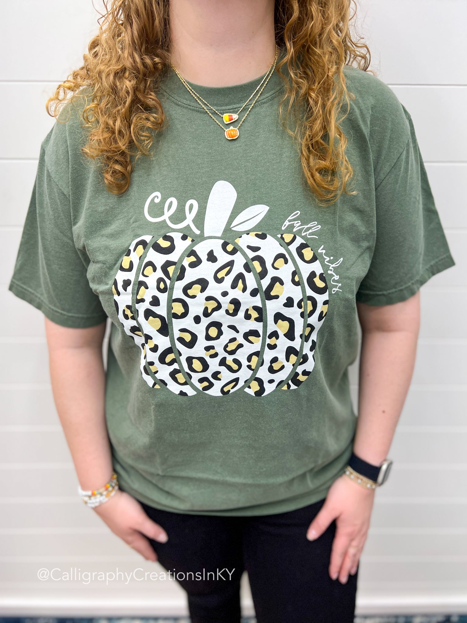 SMALL - Fall Vibes Leopard Pumpkin Tee - FINAL SALE