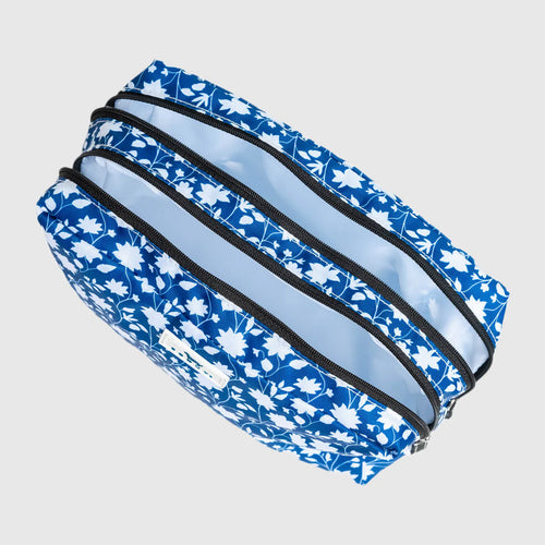 2 Way SCOUT Toiletry Bag | Bloom Service