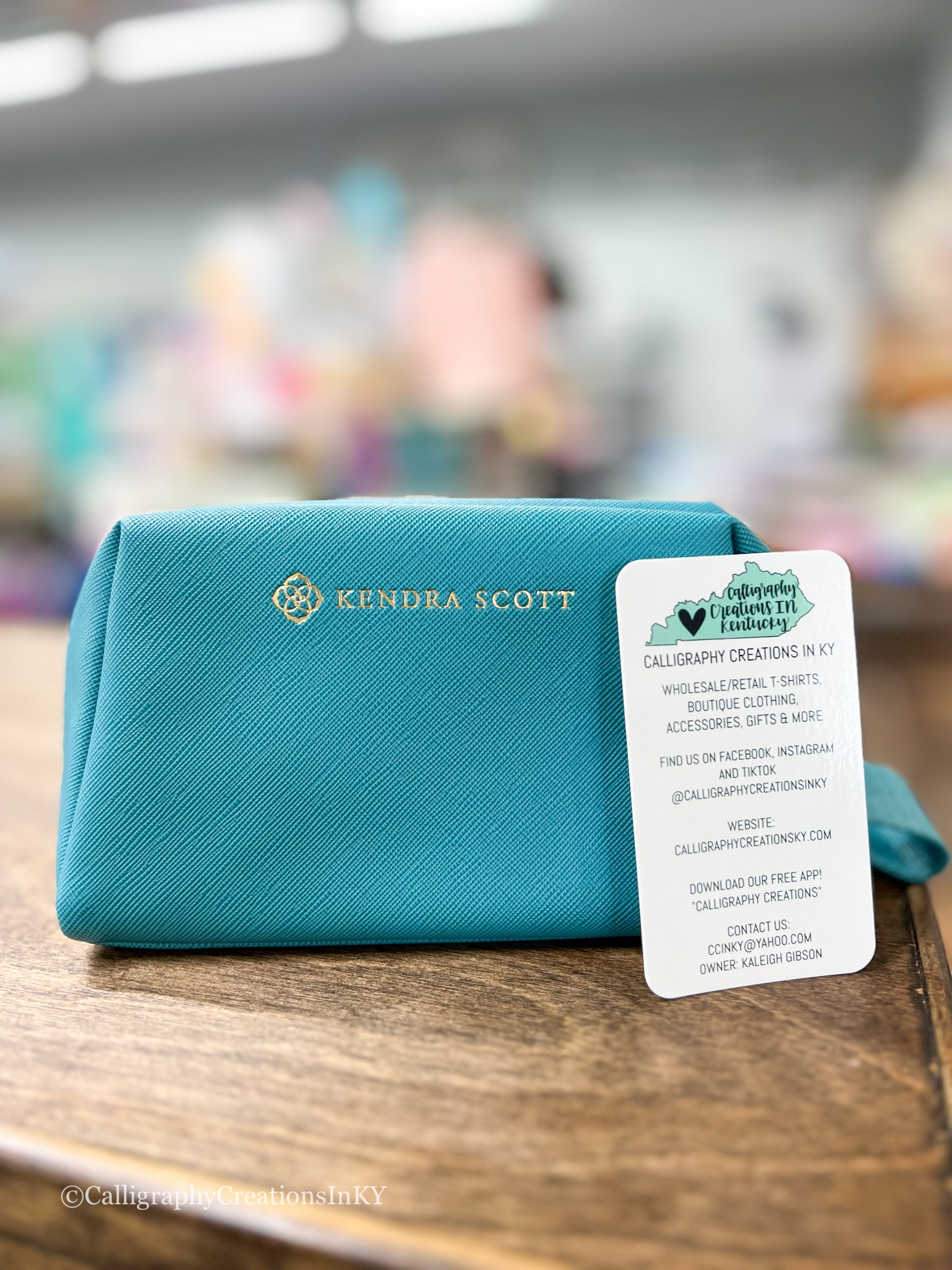 Kendra Scott Small Cosmetic Zip Case • Multiple Colors