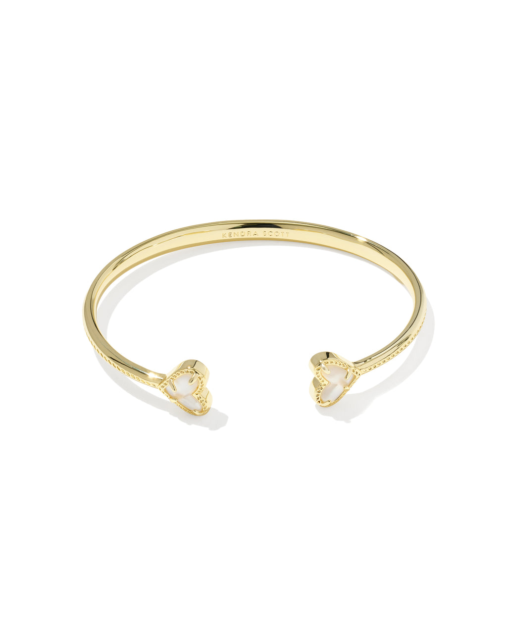 Kendra Scott bracelet with ivory hearts
