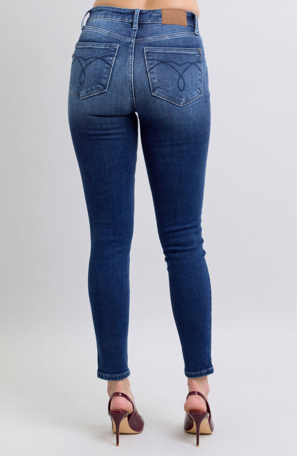 Maren Jeans • Judy Blue (Thermal)