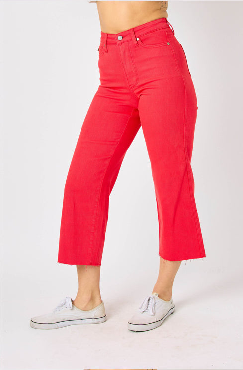 Ruby Crop Jeans • Judy Blue