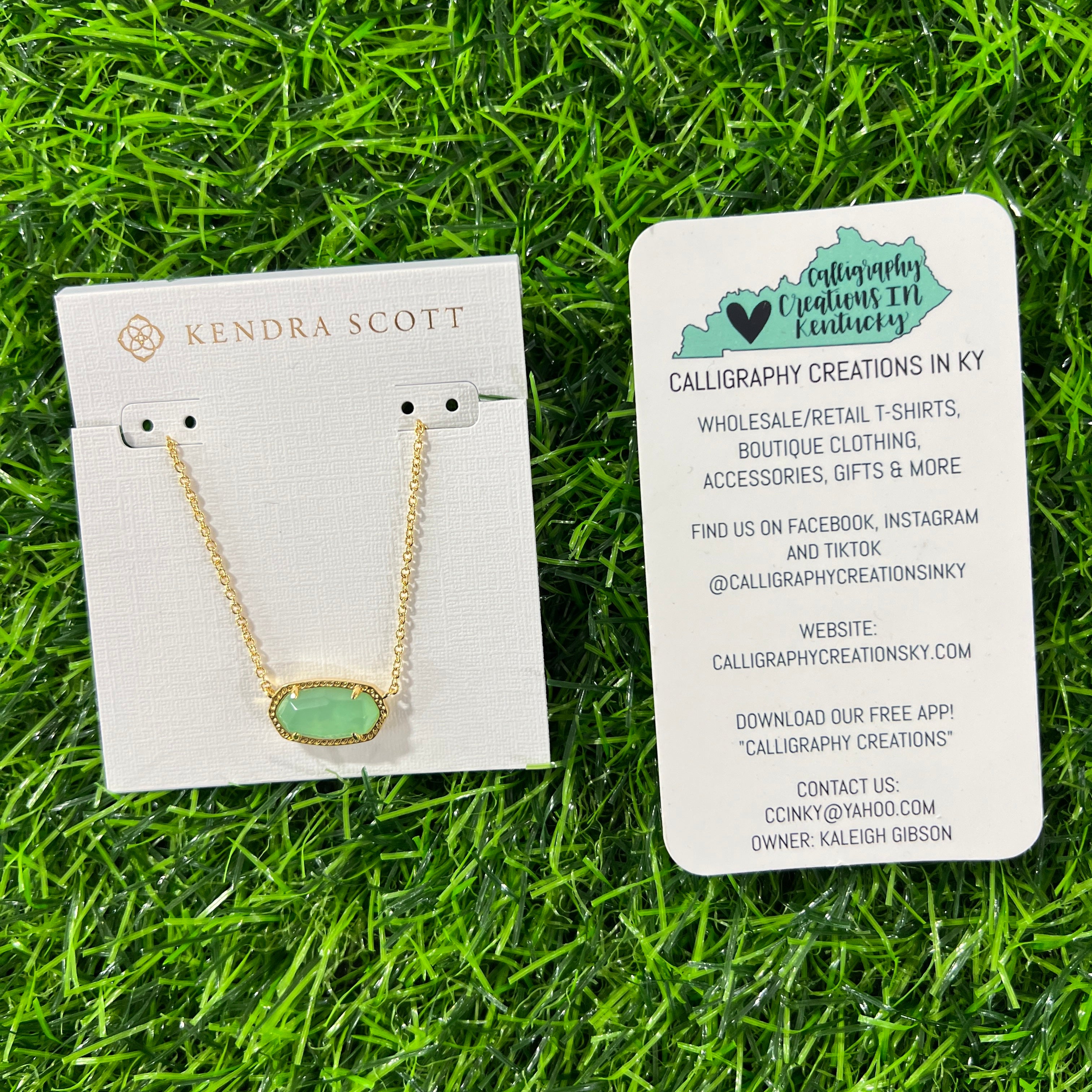 Kendra Scott Elisa Pendant Necklace -Gold Light Green Mother Of Pearl