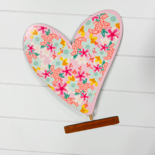 Everette Floral Heart Topper | Doodles By Rebekah