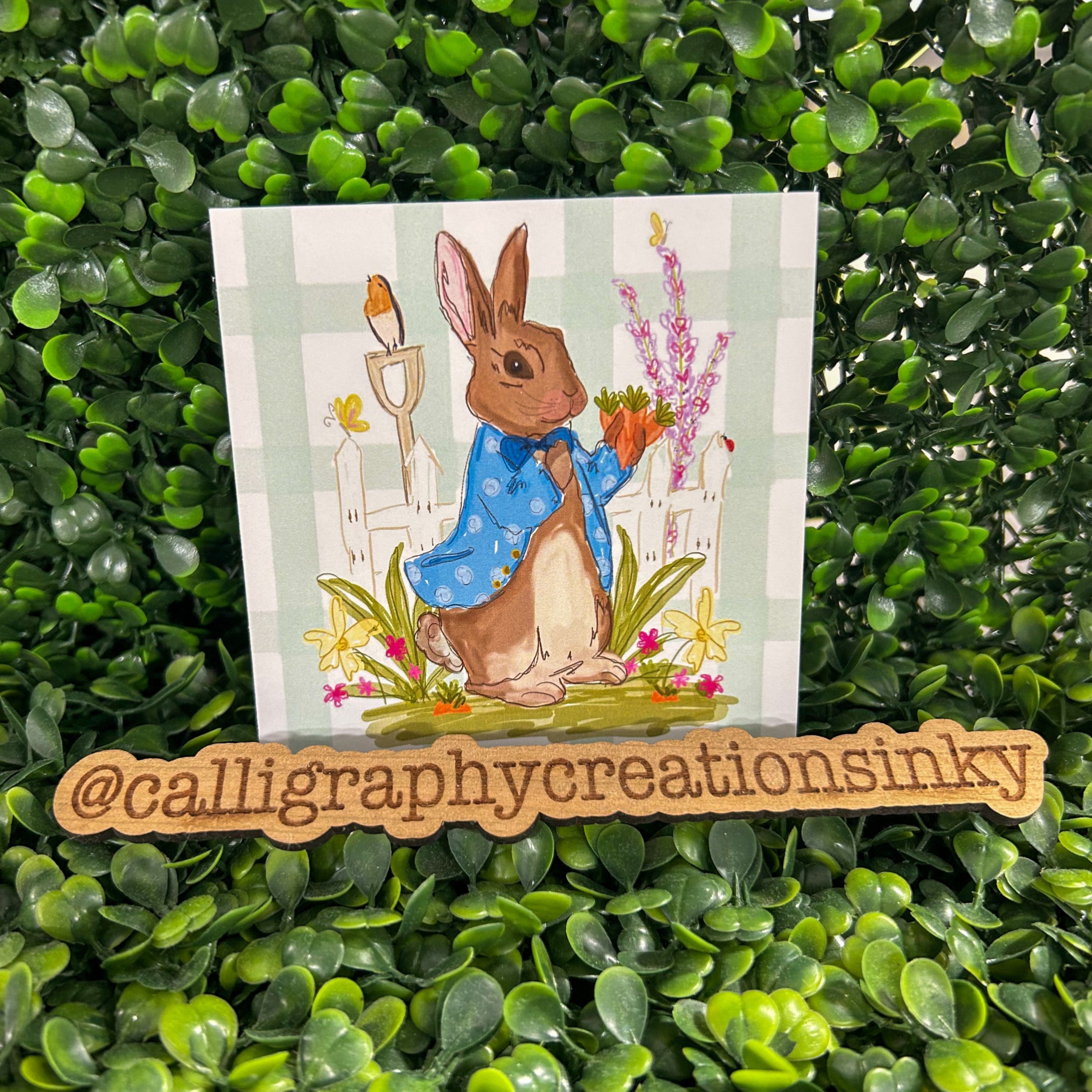 Paper frame insert with rabbit