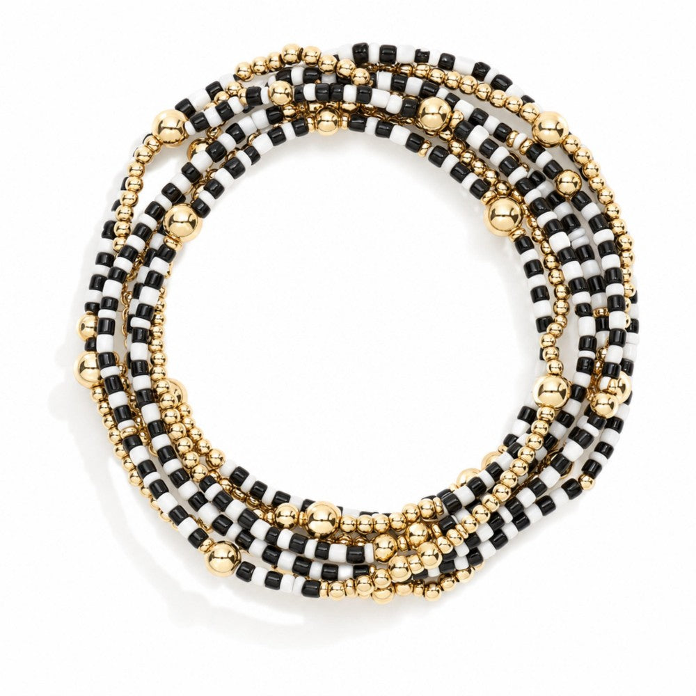 Set of 9 heishi bracelets 