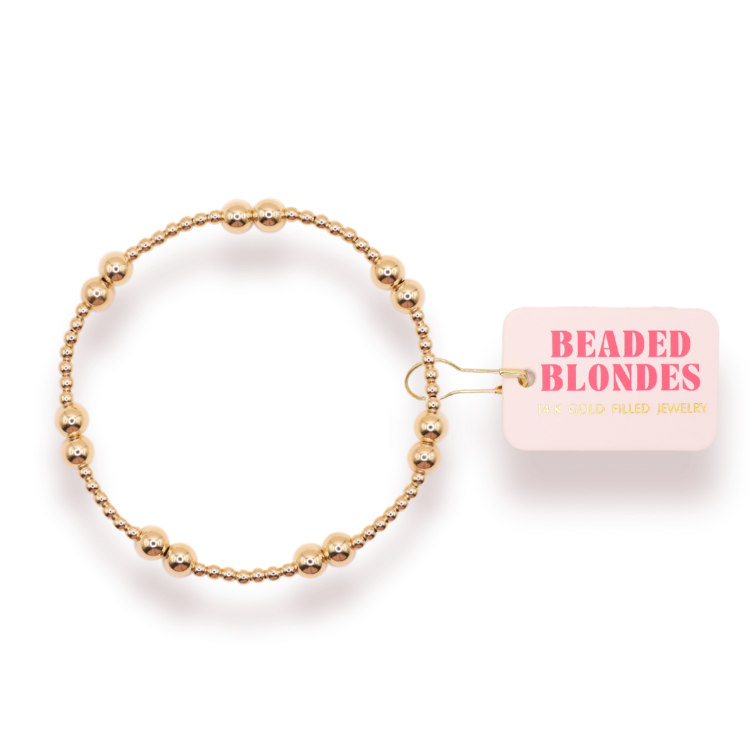 Halli Bracelet in Gold: Standard 6.75 inch | Beaded Blondes