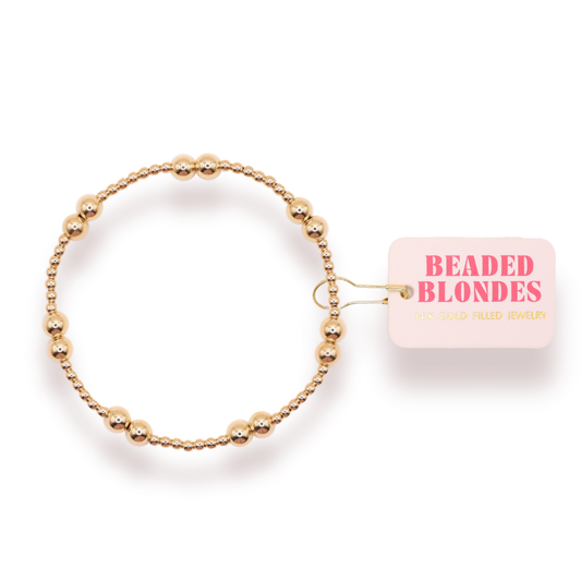 Halli Bracelet in Gold: Standard 6.75 inch | Beaded Blondes