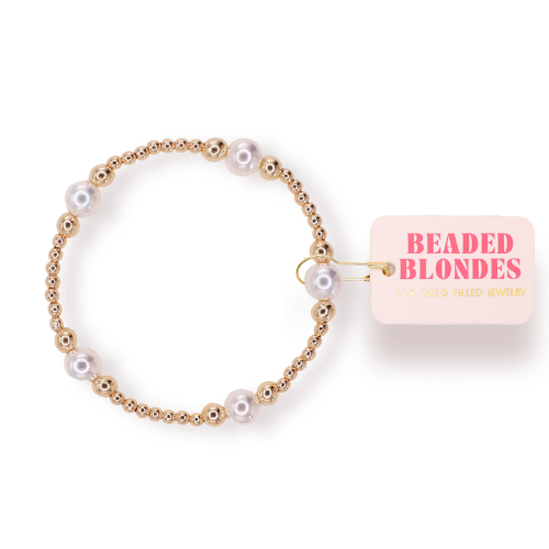 Serena Pearl Bracelet in Gold: Standard 6.75 inch | Beaded Blondes