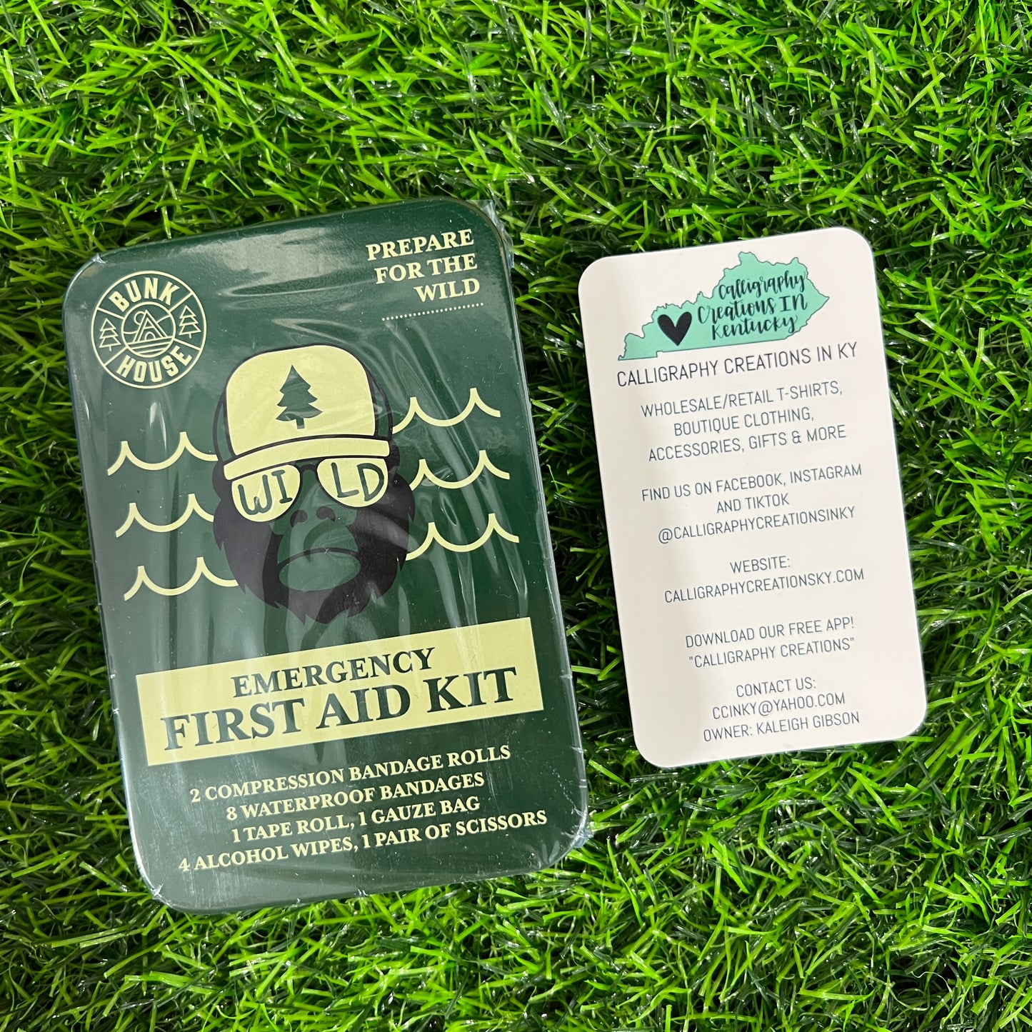 Green • Emergency First Aid Kit
