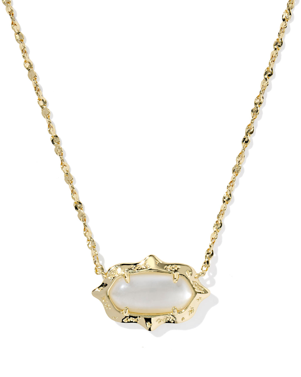 Kendra Scott Elisa Scallop Frame Short Pendant Necklace - Gold Natural Mother Of Pearl