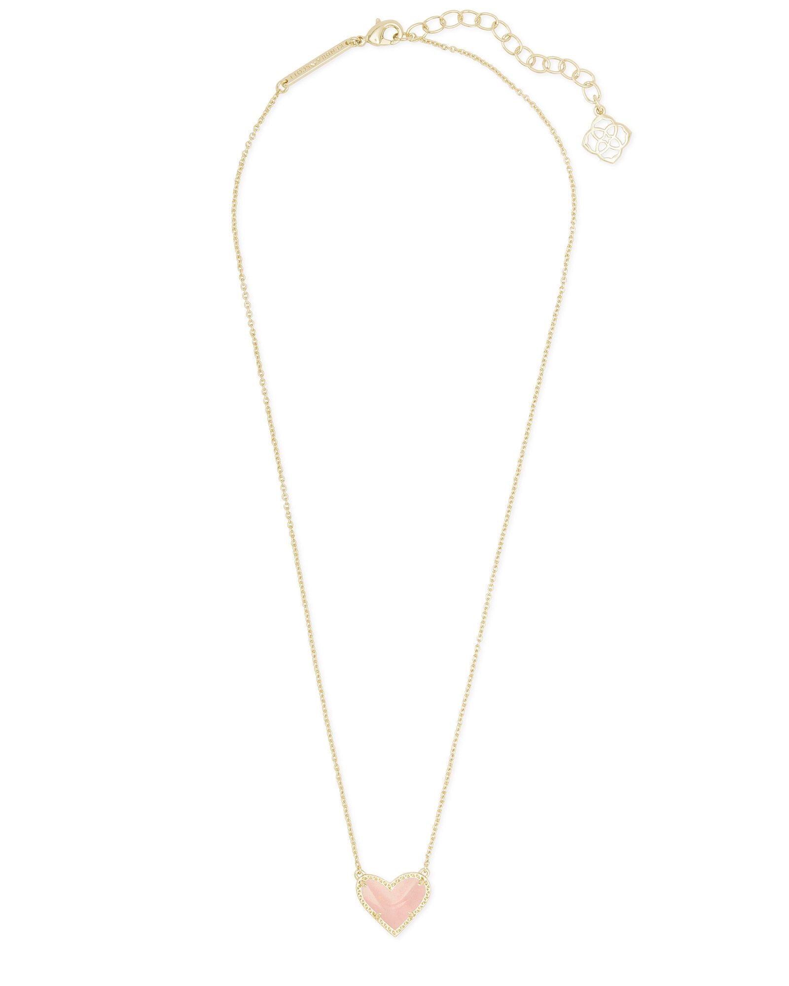Kendra Scott Ari Heart Pendant Necklace - Gold Rose Quartz